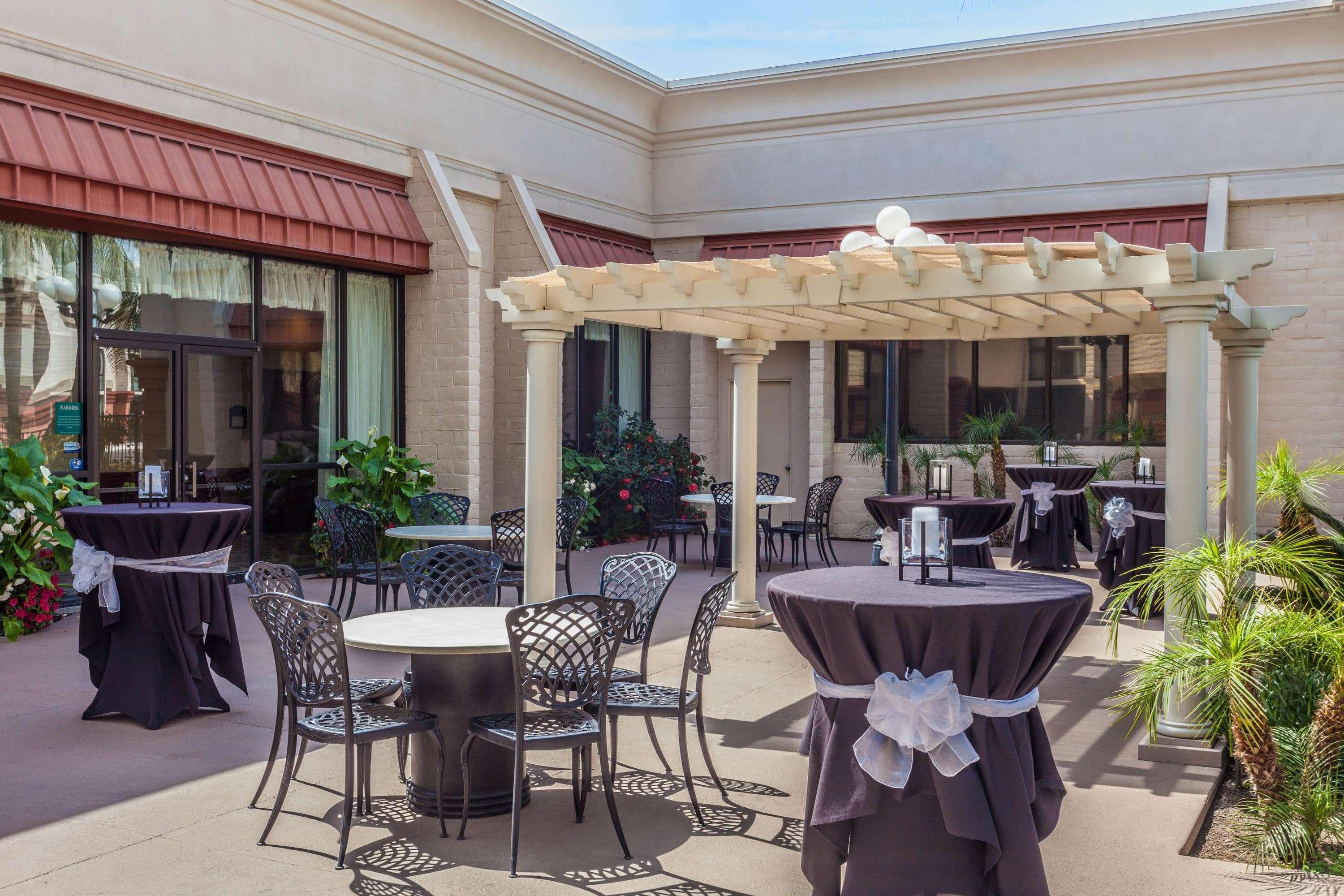 Wyndham Visalia Hotel Luaran gambar
