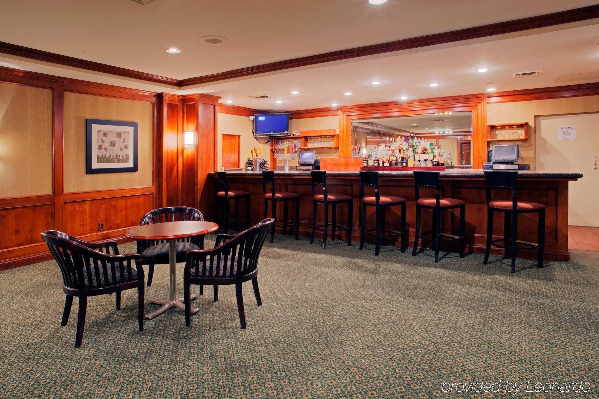 Wyndham Visalia Hotel Luaran gambar