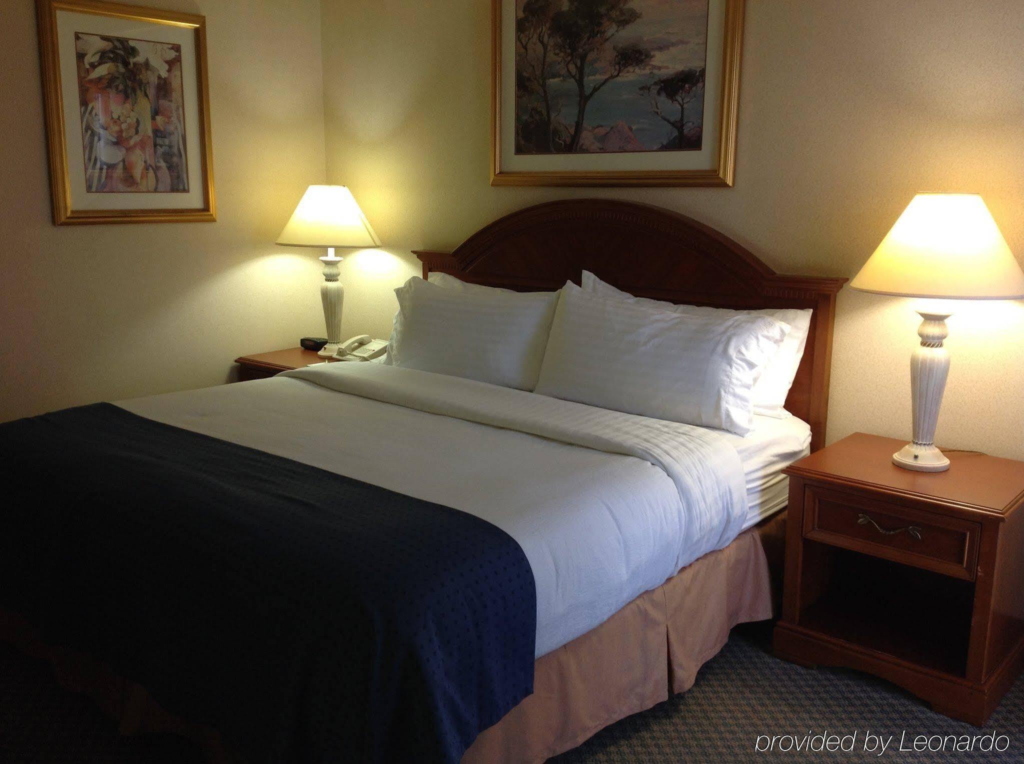 Wyndham Visalia Hotel Luaran gambar